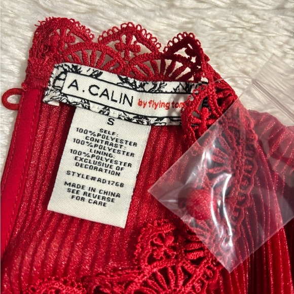 Elegant Red Ruffled Mini Dress A. Calin by Flying Tomatoe Size Small - NWOT - Picture 3 of 8